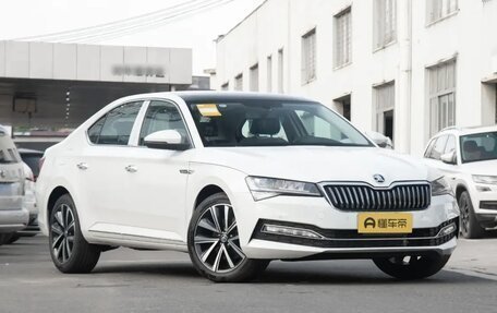 Skoda Superb III рестайлинг, 2025 год, 3 133 000 рублей, 3 фотография