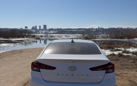 Hyundai Elantra VI рестайлинг, 2019 год, 1 610 000 рублей, 3 фотография