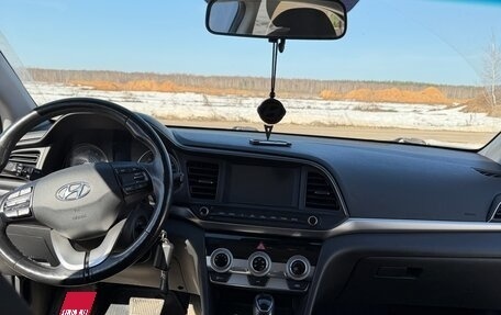 Hyundai Elantra VI рестайлинг, 2019 год, 1 610 000 рублей, 12 фотография