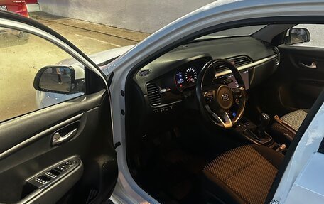 KIA Rio IV, 2020 год, 1 850 000 рублей, 10 фотография