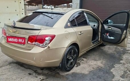 Chevrolet Cruze II, 2009 год, 400 000 рублей, 15 фотография