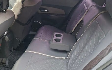 Chevrolet Cruze II, 2009 год, 400 000 рублей, 18 фотография