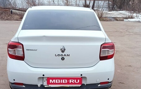 Renault Logan II, 2015 год, 470 000 рублей, 3 фотография
