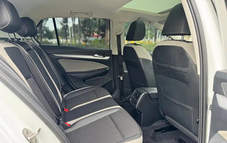 Volkswagen Golf VIII, 2021 год, 1 550 000 рублей, 2 фотография