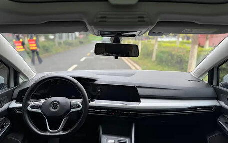 Volkswagen Golf VIII, 2021 год, 1 550 000 рублей, 7 фотография