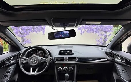 Mazda CX-4, 2022 год, 2 100 000 рублей, 4 фотография