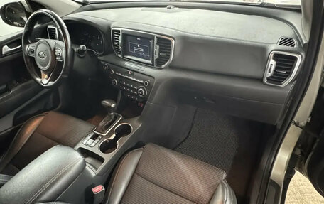 KIA Sportage IV рестайлинг, 2017 год, 2 099 000 рублей, 12 фотография