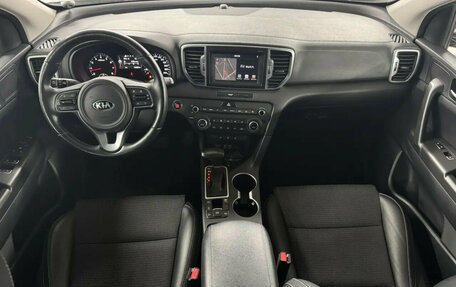 KIA Sportage IV рестайлинг, 2017 год, 2 099 000 рублей, 9 фотография