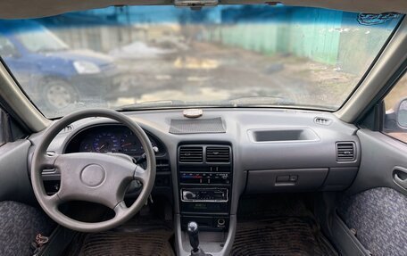 Suzuki Swift II, 2002 год, 130 000 рублей, 2 фотография