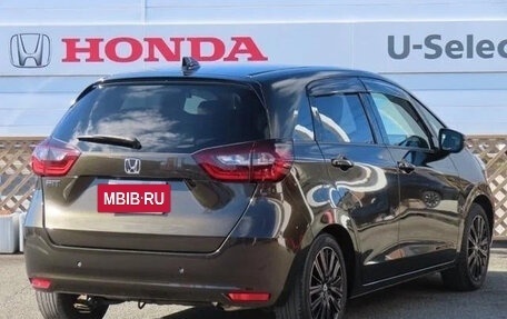 Honda Fit, 2022 год, 950 060 рублей, 3 фотография