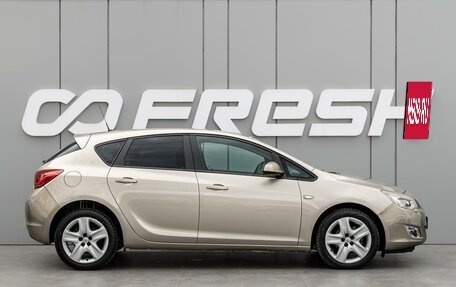 Opel Astra J, 2011 год, 785 000 рублей, 5 фотография