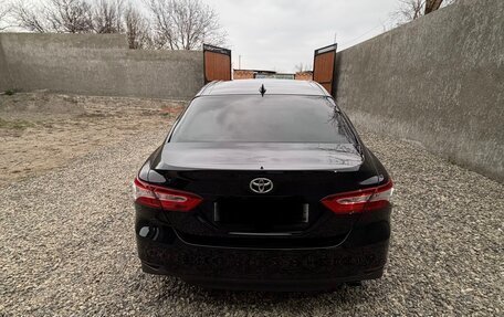 Toyota Camry, 2018 год, 2 150 000 рублей, 4 фотография