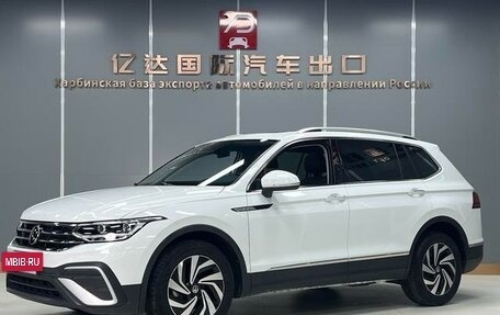 Volkswagen Tiguan II, 2022 год, 2 780 000 рублей, 3 фотография