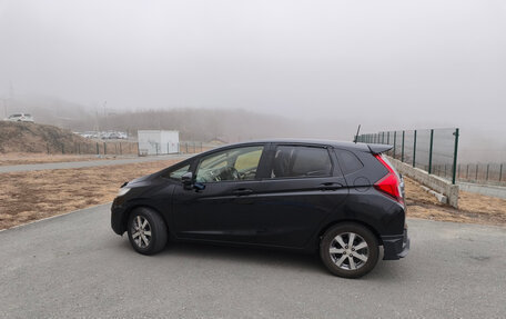 Honda Fit III, 2013 год, 850 000 рублей, 9 фотография