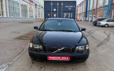 Volvo S60 III, 2003 год, 390 000 рублей, 1 фотография