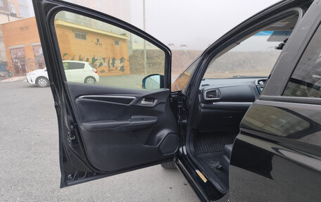 Honda Fit III, 2013 год, 850 000 рублей, 12 фотография