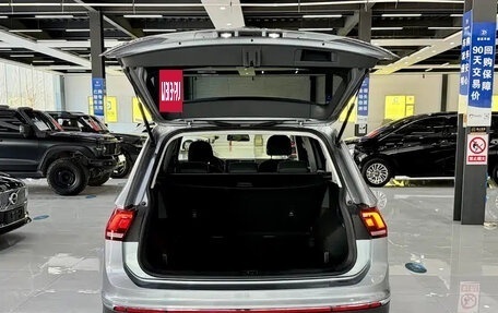 Volkswagen Tiguan II, 2023 год, 2 800 111 рублей, 12 фотография