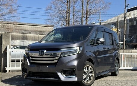 Honda Stepwgn IV, 2022 год, 1 850 000 рублей, 1 фотография