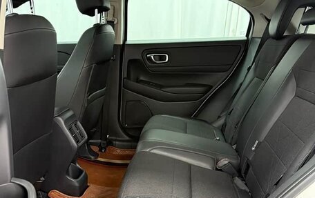 Honda Vezel, 2023 год, 1 860 007 рублей, 9 фотография