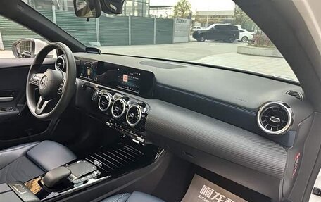 Mercedes-Benz A-Класс, 2022 год, 1 610 004 рублей, 22 фотография