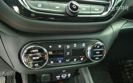 Chevrolet TrailBlazer, 2021 год, 2 325 700 рублей, 10 фотография