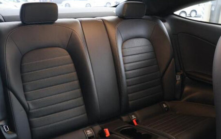 Mercedes-Benz C-Класс, 2019 год, 2 300 000 рублей, 14 фотография