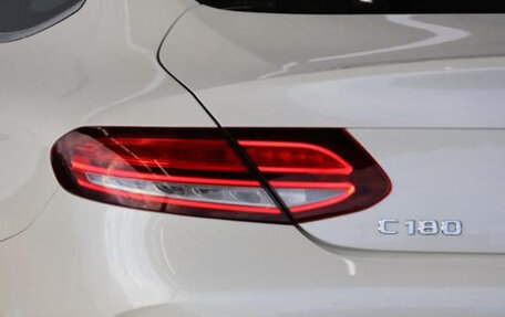 Mercedes-Benz C-Класс, 2019 год, 2 300 000 рублей, 10 фотография