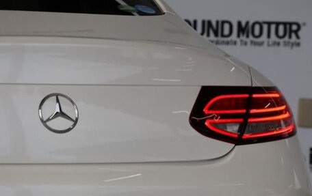 Mercedes-Benz C-Класс, 2019 год, 2 300 000 рублей, 11 фотография