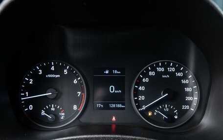 Hyundai Solaris II рестайлинг, 2018 год, 1 320 000 рублей, 12 фотография