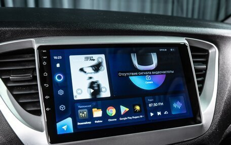 Hyundai Solaris II рестайлинг, 2018 год, 1 320 000 рублей, 13 фотография