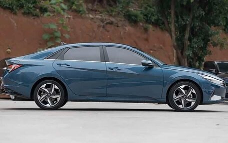 Hyundai Elantra, 2022 год, 1 480 000 рублей, 4 фотография