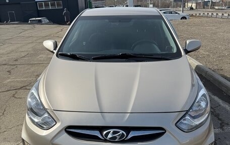 Hyundai Solaris II рестайлинг, 2011 год, 785 000 рублей, 1 фотография