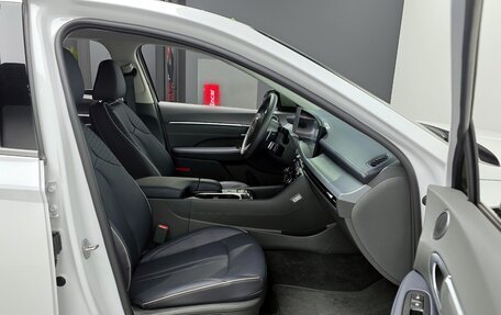 Hyundai Sonata VIII, 2025 год, 11 фотография