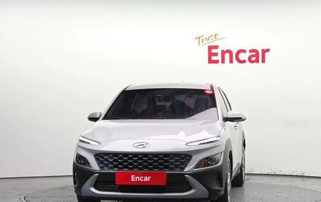 Hyundai Kona I, 2021 год, 1 850 000 рублей, 2 фотография