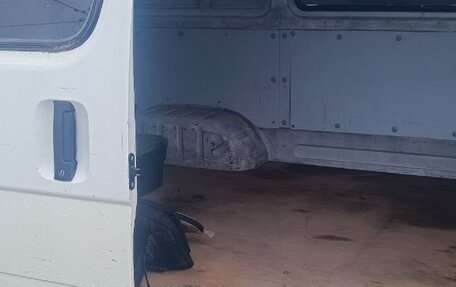 Toyota HiAce H100, 1995 год, 350 000 рублей, 5 фотография