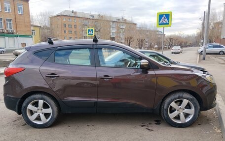 Hyundai ix35 I рестайлинг, 2014 год, 1 300 000 рублей, 2 фотография