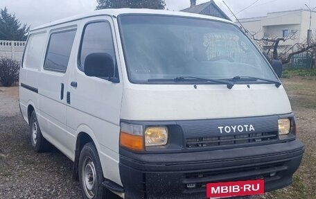 Toyota HiAce H100, 1995 год, 350 000 рублей, 4 фотография
