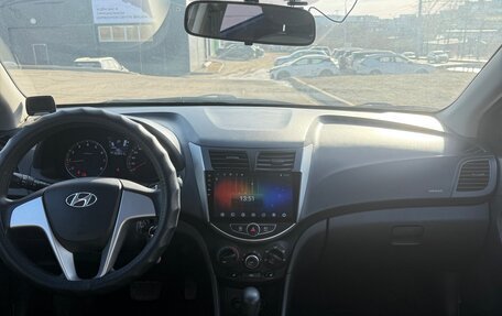 Hyundai Solaris II рестайлинг, 2011 год, 785 000 рублей, 5 фотография