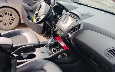 Hyundai ix35 I рестайлинг, 2014 год, 1 300 000 рублей, 5 фотография