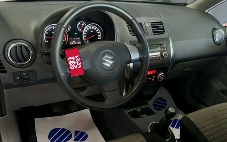 Suzuki SX4 II рестайлинг, 2010 год, 699 000 рублей, 9 фотография