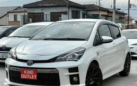 Toyota Vitz, 2019 год, 790 007 рублей, 2 фотография