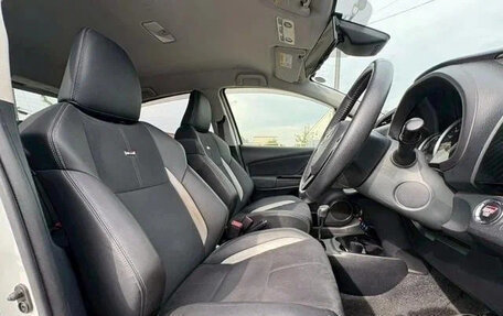 Toyota Vitz, 2019 год, 790 007 рублей, 14 фотография