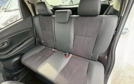 Toyota Vitz, 2019 год, 790 007 рублей, 16 фотография