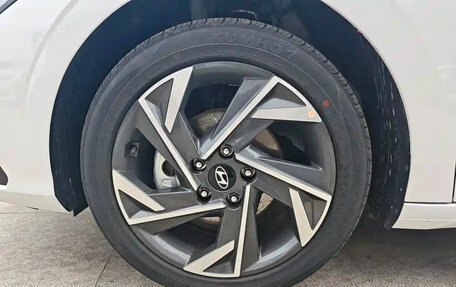 Hyundai Elantra, 2026 год, 1 735 000 рублей, 14 фотография