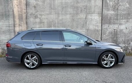 Volkswagen Golf VIII, 2021 год, 1 550 000 рублей, 5 фотография