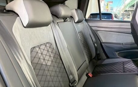 Volkswagen Golf VIII, 2021 год, 1 550 000 рублей, 16 фотография