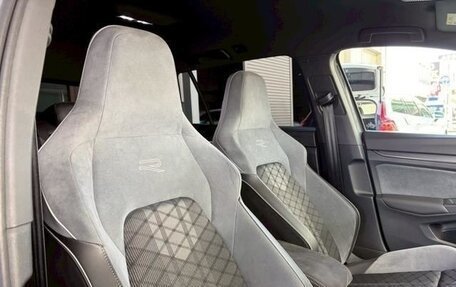 Volkswagen Golf VIII, 2021 год, 1 550 000 рублей, 19 фотография