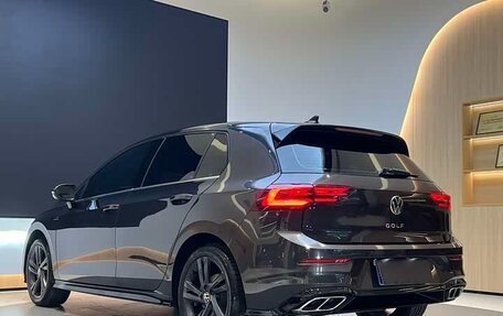 Volkswagen Golf VIII, 2023 год, 1 650 000 рублей, 4 фотография