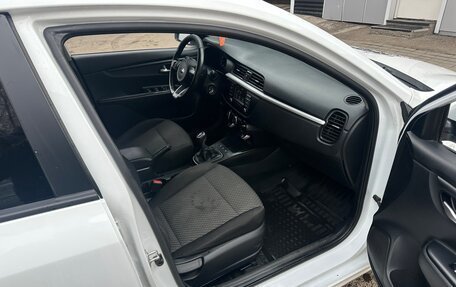 KIA Rio IV, 2019 год, 900 000 рублей, 10 фотография