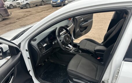 KIA Rio IV, 2019 год, 900 000 рублей, 16 фотография